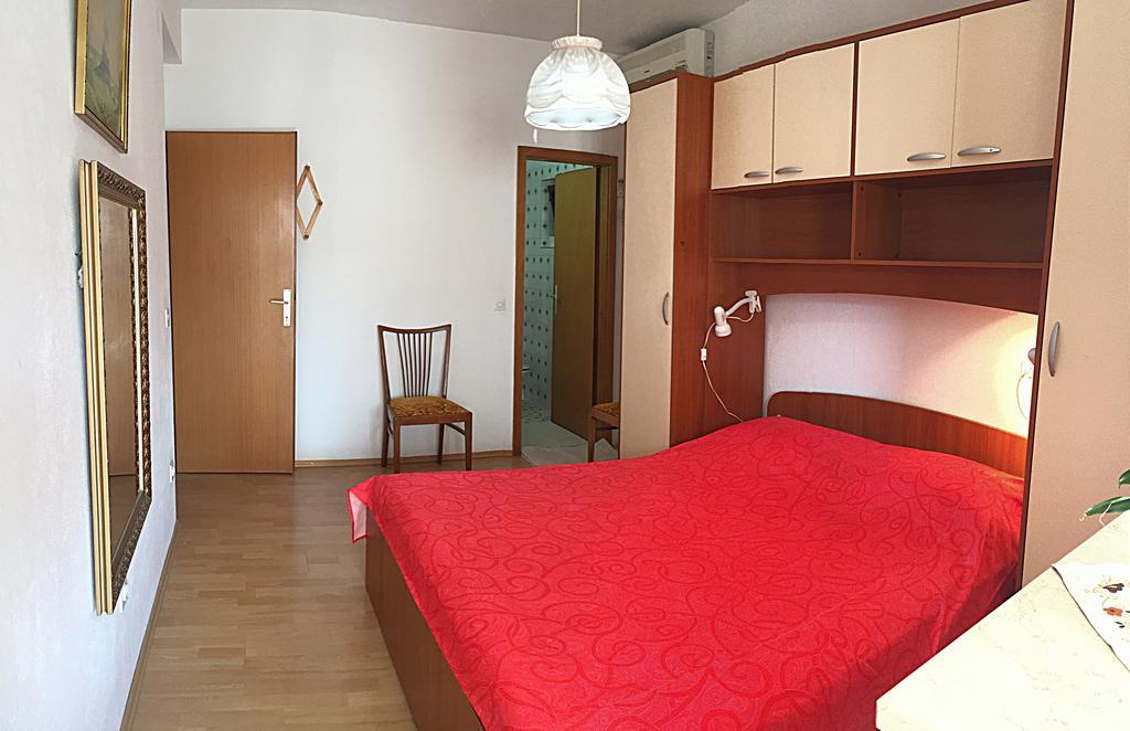 Apartments Bilic Nemira オミシュ エクステリア 写真