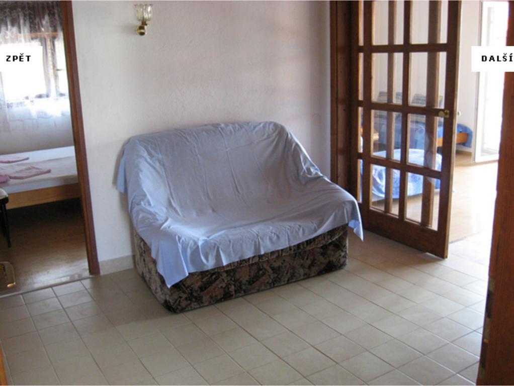 Apartments Bilic Nemira オミシュ エクステリア 写真